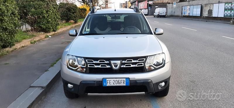 Usata Dacia Duster 110 CV (80 kW) 2016 Grigio SUV