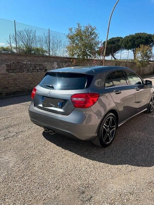 Usata Mercedes 180 2013 Grigio Berlina