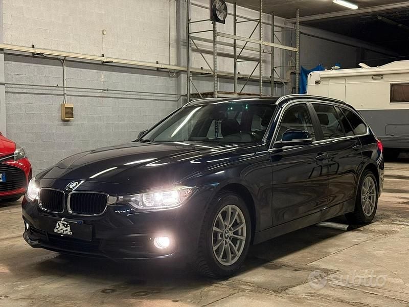 Usata BMW 316 Advantage 116 CV (85 kW) 2017 Blu Station wagon