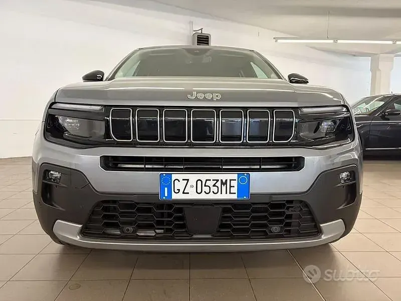 Usata Jeep Avenger EV Summit 114 kW (156 CV) 2025 Grigio SUV