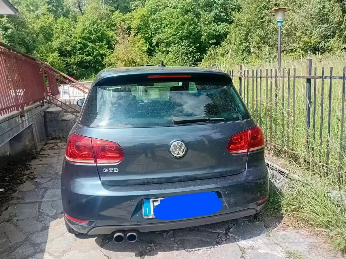 Usata VW Golf VI 170 CV (125 kW) 2011 Utilitaria