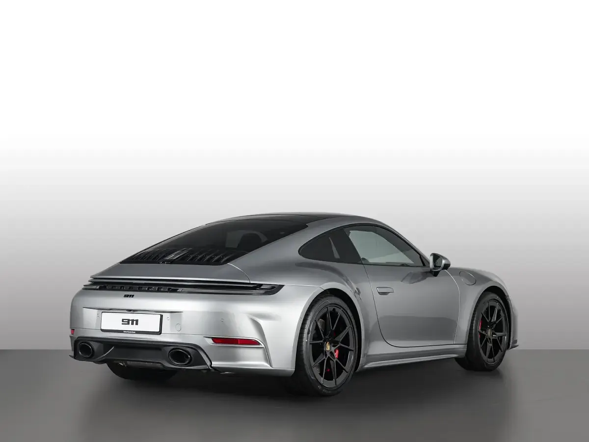 Usata Porsche 911 Carrera S 480 CV (353 kW) 2025 Argento gt metallizzato Coupé