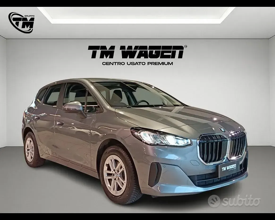 Usata BMW 220 Active Tourer Comfort Edition 156 CV (114 kW) 2023 Grigio Monovolume