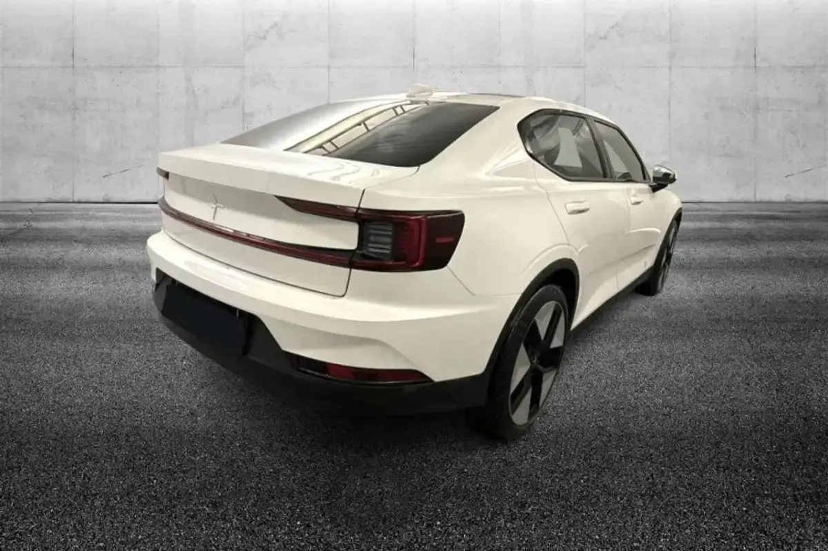 Usata Polestar 2 Long Range Single Motor 80 kW (109 CV) 2022 Bianco Utilitaria