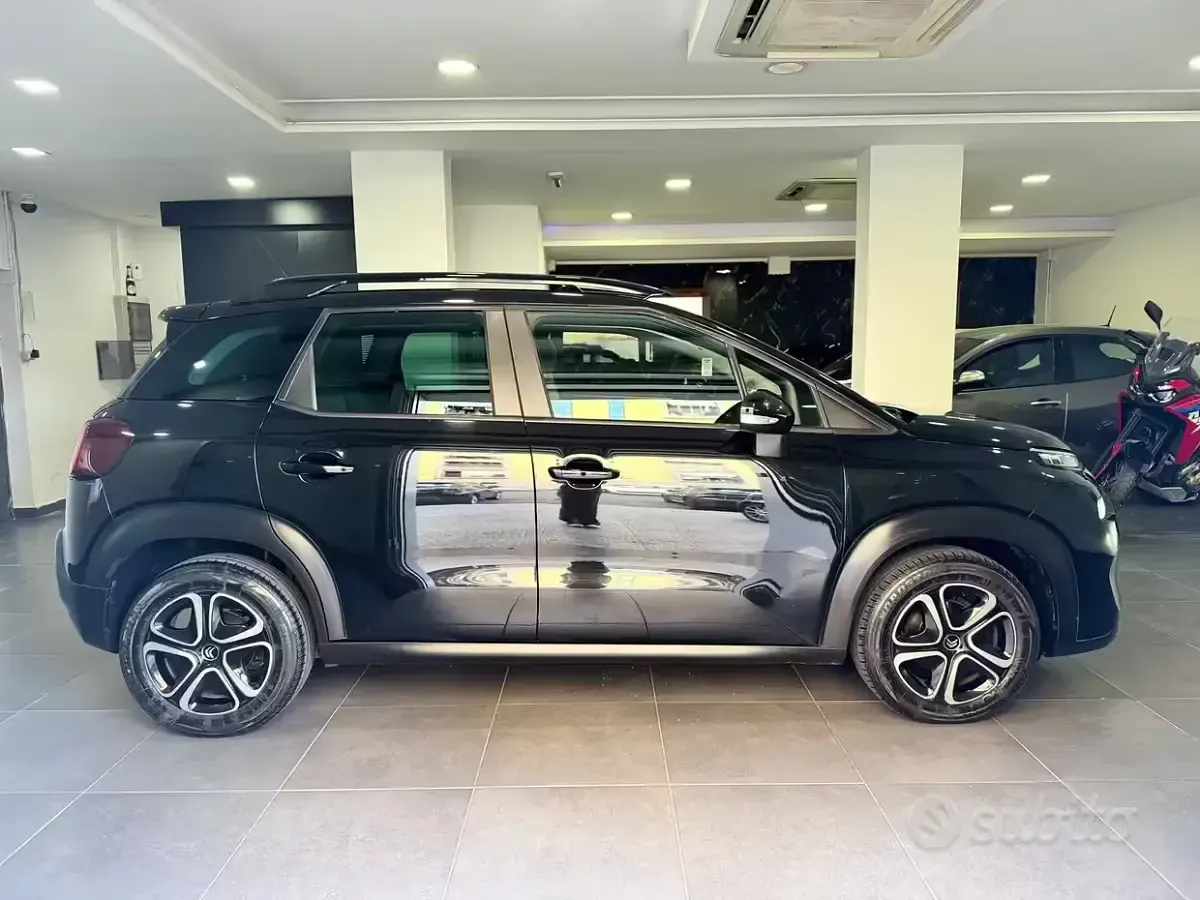 Usado Citroën C3 Aircross Shine 110 HP (80 kW) 2023 Preto SUV