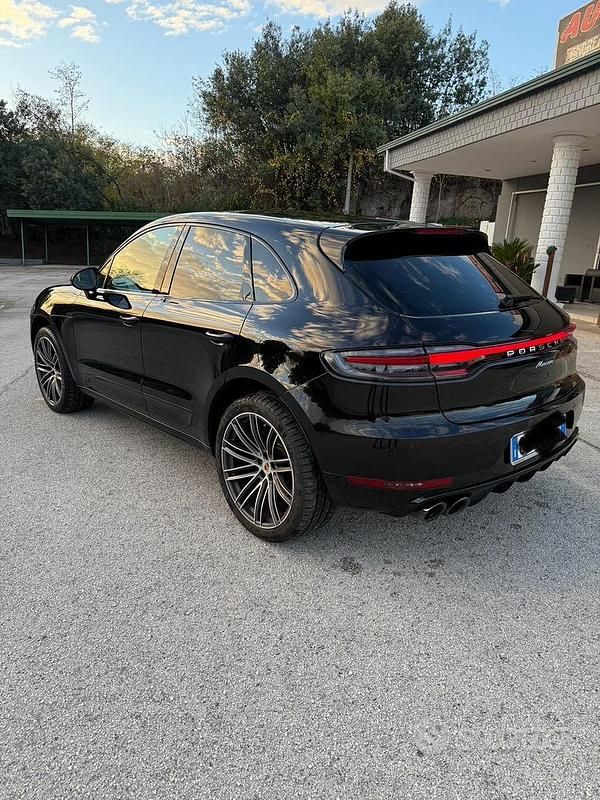 Usata 2020 Porsche Macan SUV | 51.500 € - Immagine 1/4