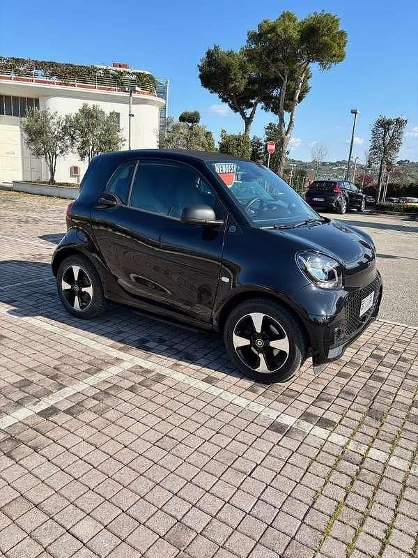 Usata Smart ForTwo Coupé Brabus 60 kW (82 CV) 2021 Nero Utilitaria