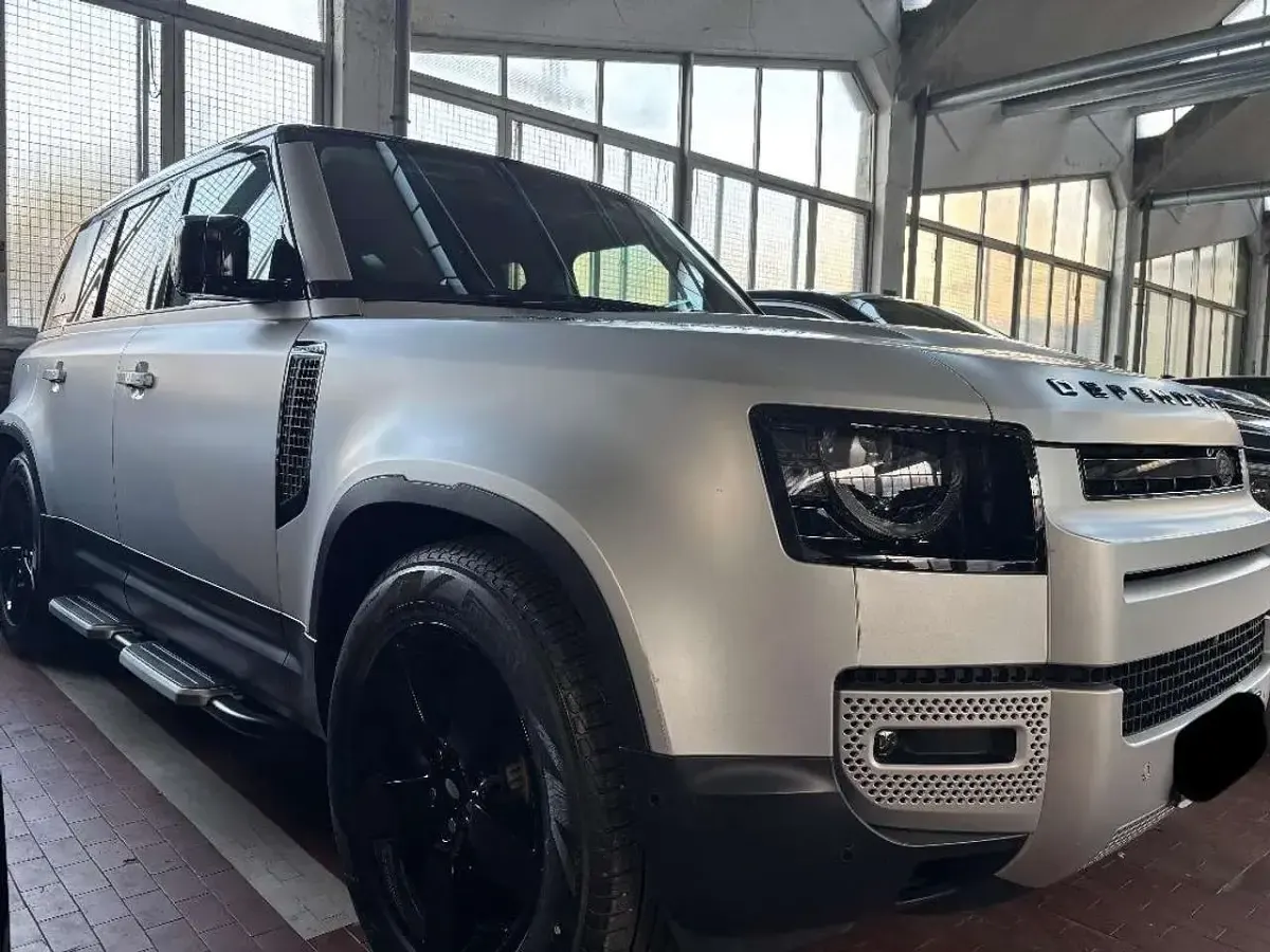 Usata Land Rover Defender First Edition 250 CV (183 kW) 2020 Grigio SUV