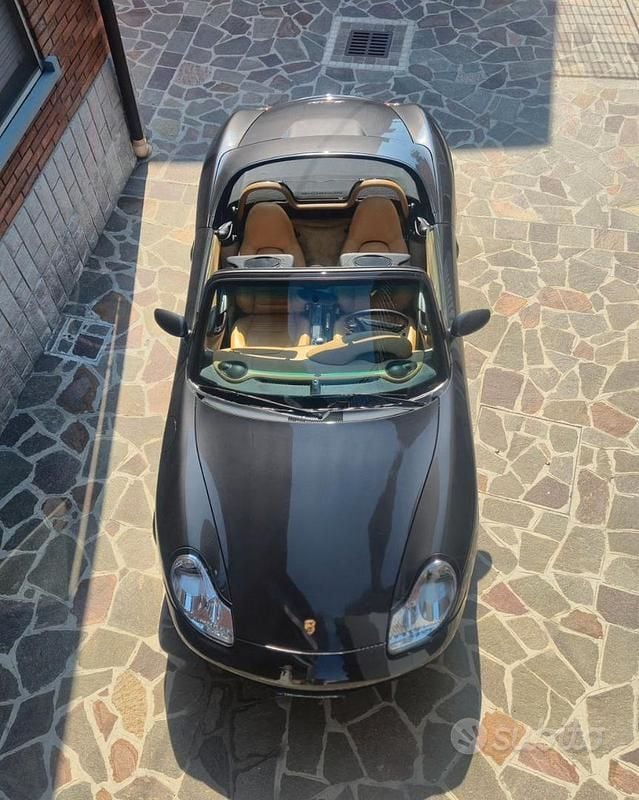 Usata Porsche 986 Boxster 204 CV (150 kW) 1997 Nero Cabrio