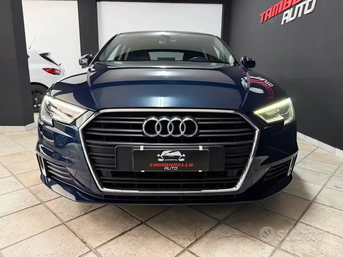 Usata Audi A3 Admired 116 CV (85 kW) 2019 Bluazzurro Berlina
