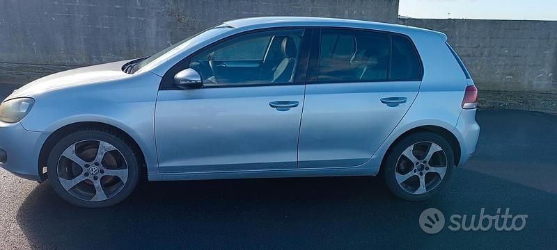 Usata VW Golf VI Highline 140 CV (102 kW) 2009 Grigio Utilitaria