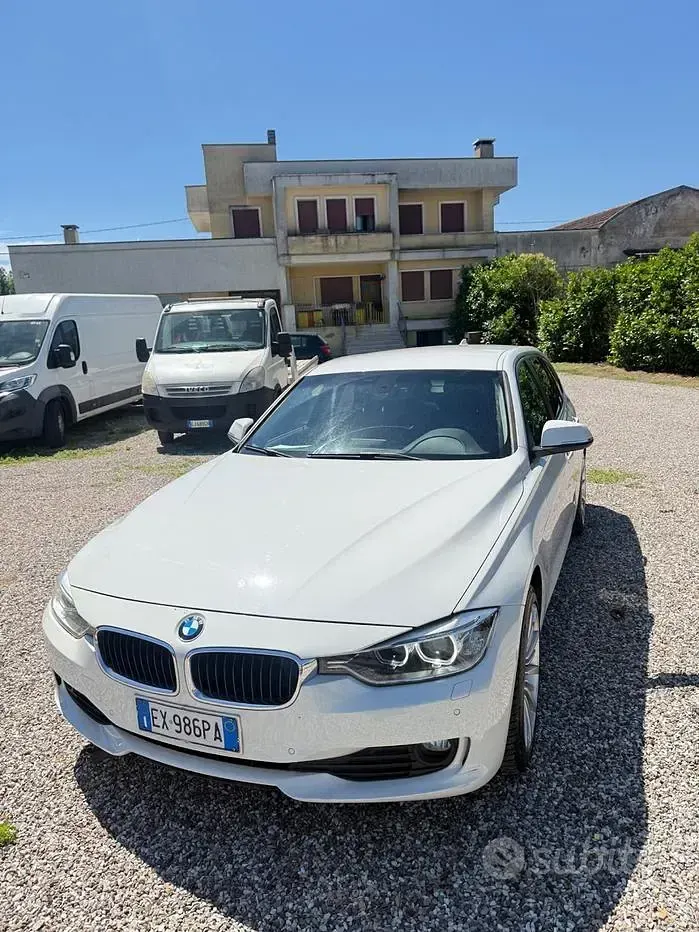 Usata BMW 320 Efficient Dynamics 184 CV (135 kW) 2014 Bianco Berlina