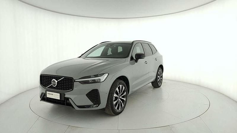 Grigio Usata 2025 Volvo XC60 Plus SUV | 46.900 € (Buon prezzo) - Immagine 1/4