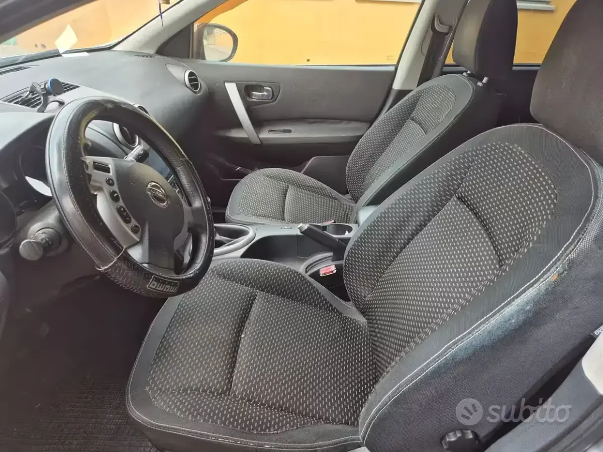 Usata Nissan Qashqai 106 CV (77 kW) 2008 Grigio SUV