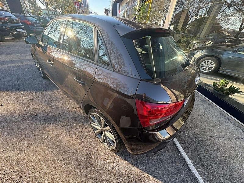 Usata Audi A1 Sportback Attraction 86 CV (63 kW) 2013 Bronze Utilitaria
