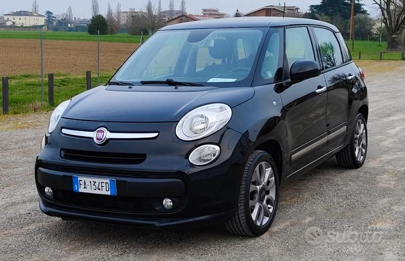 Usata Fiat 500L Lounge 85 CV (62 kW) 2015 Grigio Monovolume