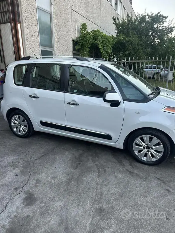 Usata Citroën C3 Picasso 92 CV (67 kW) 2013 Bluazzurro Monovolume