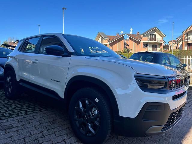 Usata Jeep Avenger Longitude 101 CV (74 kW) 2024 Bianco SUV