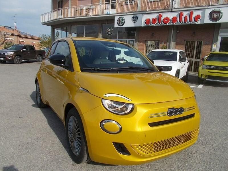 Nuova Fiat 500 Icon 65 CV (47 kW) 2026 Other Utilitaria