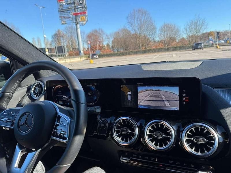 Gebraucht Mercedes EQA250 Premium 80 kW (109 PS) 2022 Other SUV
