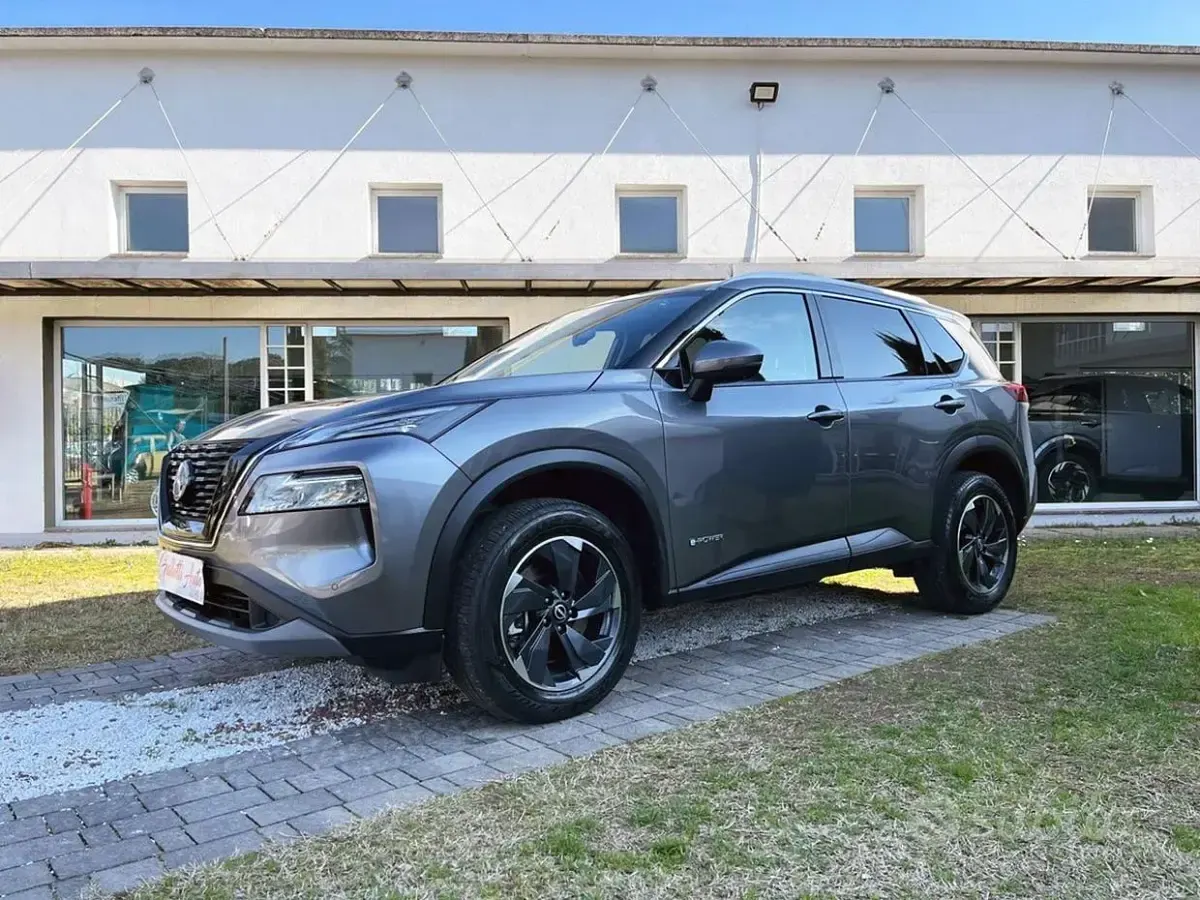 Gebraucht Nissan X-Trail N-Connecta 158 PS (116 kW) 2025 Grau SUV