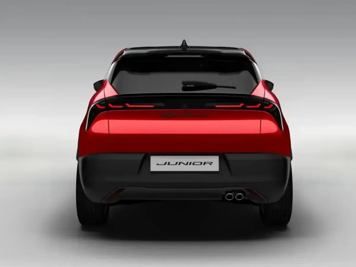 Nuova Alfa Romeo GT Junior Sprint 145 CV (106 kW) 2026 Rosso
