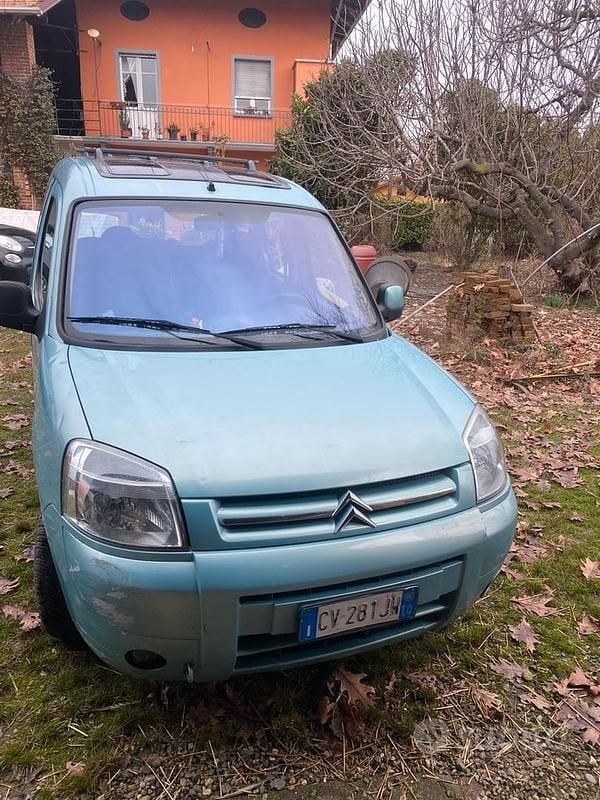 Usata Citroën Berlingo 75 CV (55 kW) 2005 Blu Monovolume