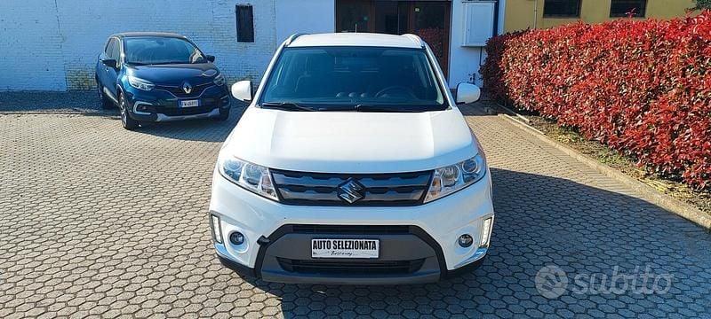 Usata Suzuki Vitara 120 CV (88 kW) 2016 Bianco SUV