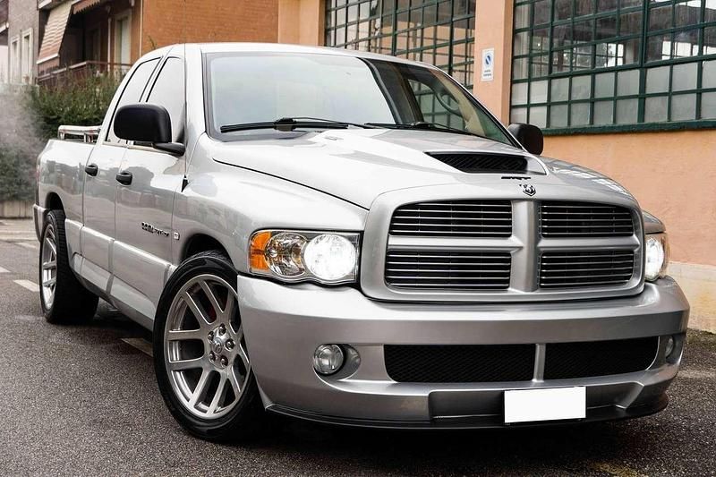Usata Dodge Viper 507 CV (372 kW) 2005 Grigio SUV