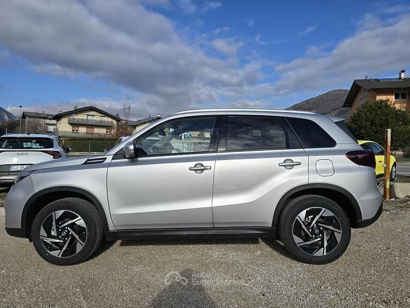 Nouă Suzuki Vitara 110 CP (80 kW) 2026 Gri SUV
