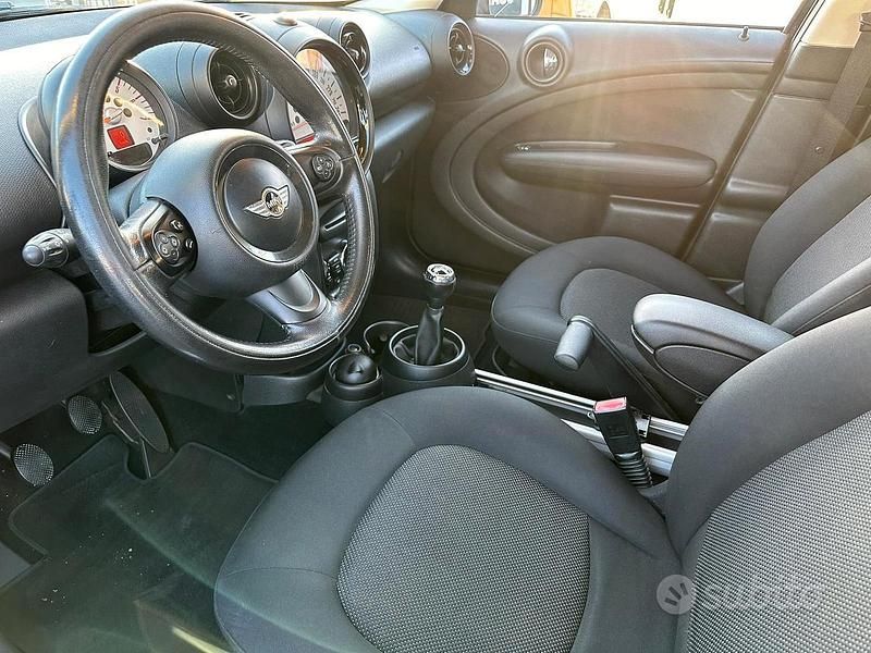 Usata Mini Cooper 2012 Blu Utilitaria