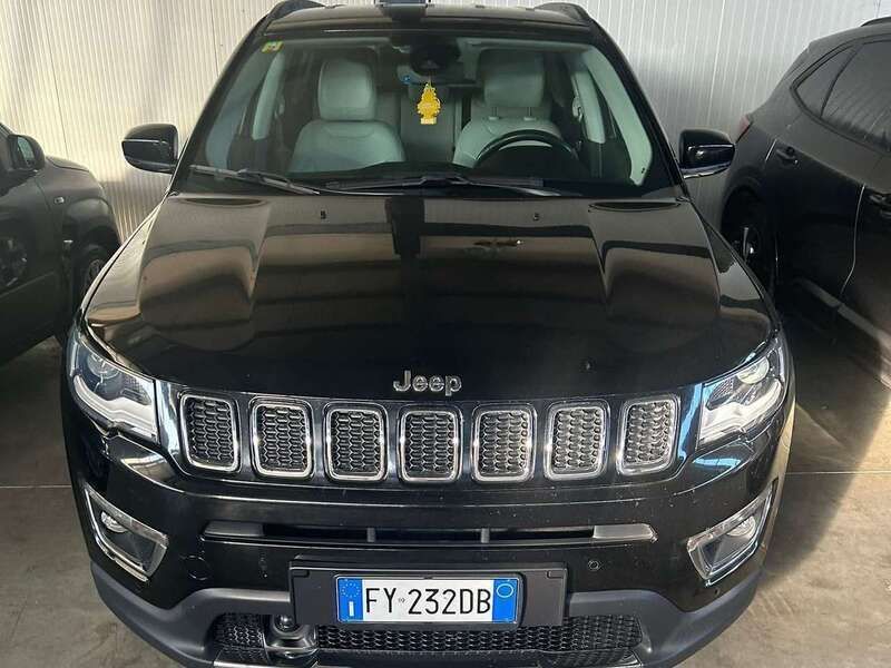 Diamond black metallizzato Usata 2019 Jeep Compass Limited SUV | 18.000 € (Buon prezzo) - Immagine 1/4