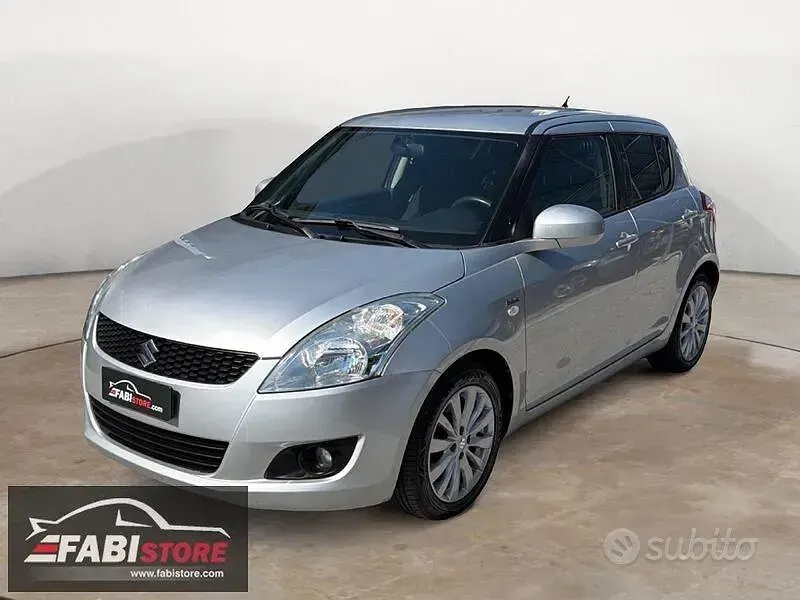 Usata Suzuki Swift 75 CV (55 kW) 2013 Grigio Utilitaria