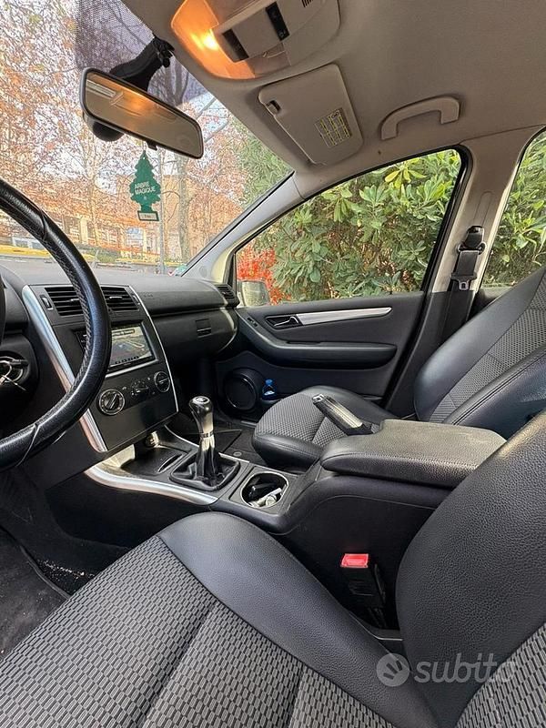 Usata Mercedes A200 2009 Nero Monovolume