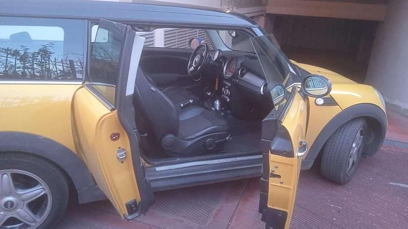 Usata 2009 Mini Cooper Clubman Salt Station wagon | 6000 € (Buon prezzo) - Immagine 1/2