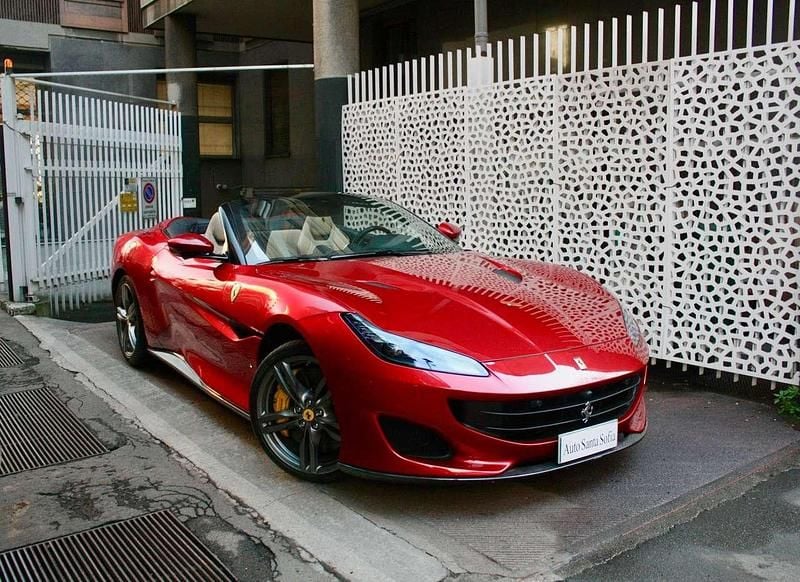 Rosso portofino met. Usata 2020 Ferrari Portofino Cabrio | 189.900 € (Super prezzo) - Immagine 1/4