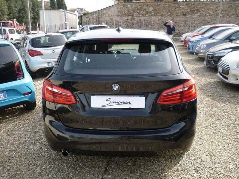 Usata BMW 216 Active Tourer 116 CV (85 kW) 2015 Nero Monovolume