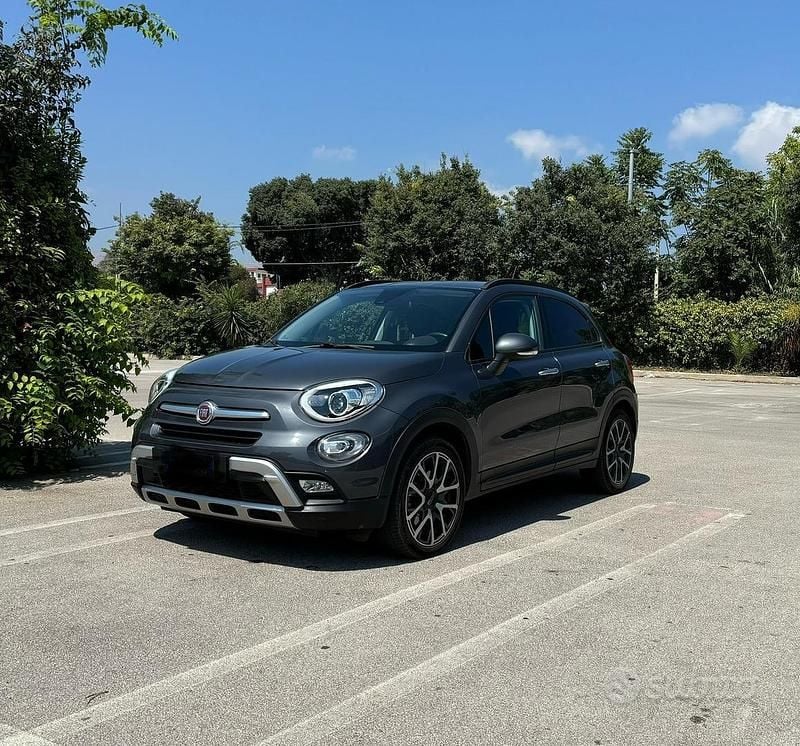 Grigio Usata 2018 Fiat 500X Cross Plus SUV | 9000 € (Super prezzo) - Immagine 1/2