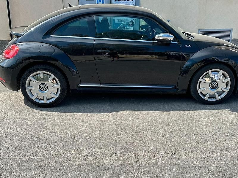 Usata VW Beetle 140 CV (102 kW) 2013 Utilitaria