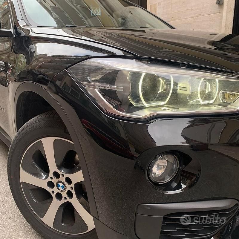 Usata BMW X1 Advantage 150 CV (110 kW) 2017 Nero SUV