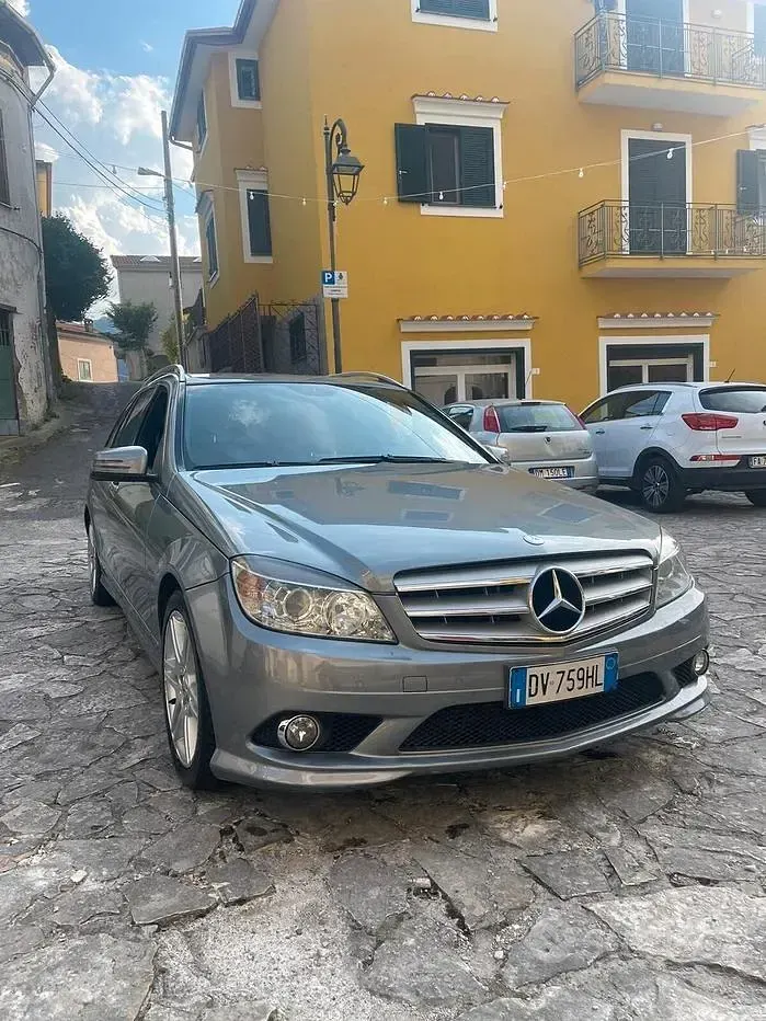 Usata Mercedes C220 Avantgarde 170 CV (125 kW) 2010 Grigio Station wagon