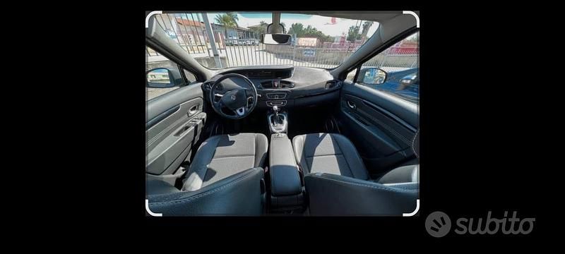 Nero Usata 2013 Renault Scénic III Monovolume | 4500 € (Cara) - Immagine 1/4
