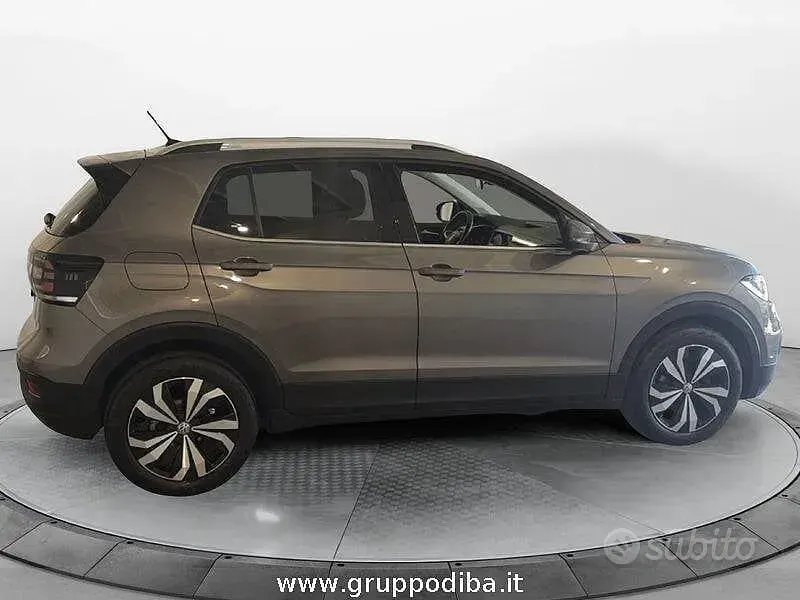 Usata VW T-Cross Advance 116 CV (85 kW) 2020 Grigio SUV
