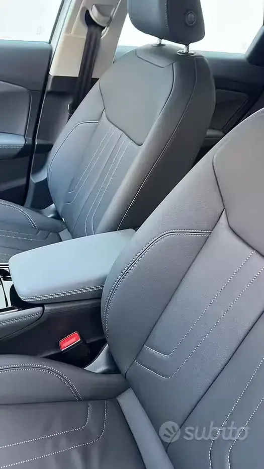 Nuova Audi Q3 Sportback S-Line 150 CV (110 kW) 2026 Bianco SUV