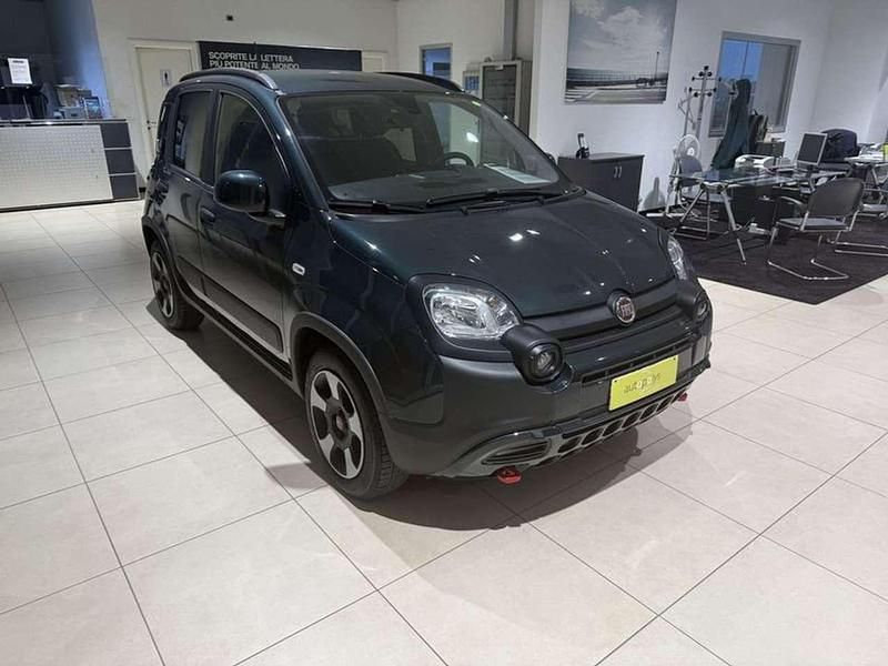 Verde Usata 2024 Fiat Panda S Due volumi | 13.500 € (Cara) - Immagine 1/4