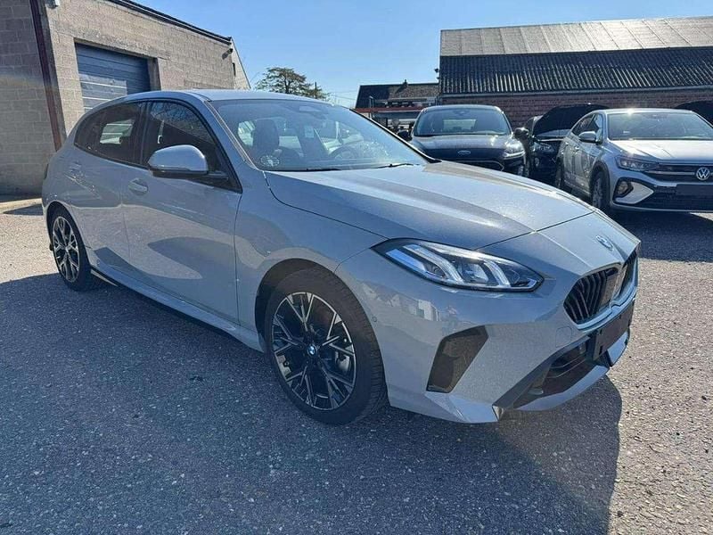 Usata BMW 120 M Sport 170 CV (125 kW) 2025 Grigio brooklyn Utilitaria