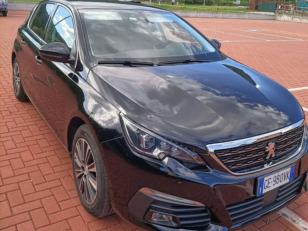 Usata Peugeot 308 Allure 131 CV (96 kW) 2021 Nero Berlina