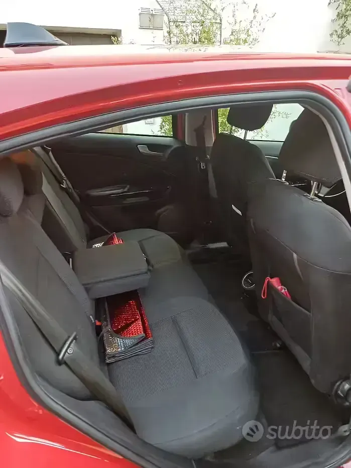 Usata Alfa Romeo Giulietta 140 CV (102 kW) 2011 Rosso Utilitaria