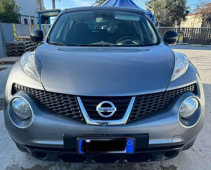 Usata Nissan Juke Acenta 110 CV (80 kW) 2011 Grigio SUV