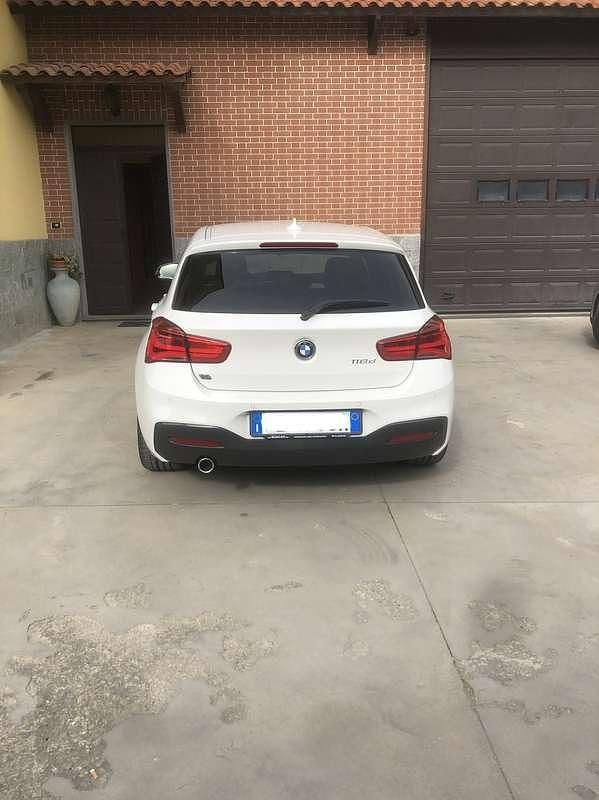 Usado BMW 118 M Sport 150 CV (110 kW) 2019 Blanco Utilitario